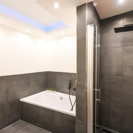 Апартаменты Eigene Sauna 2 Schlafzimmer Sehr Zentral Winterberghome